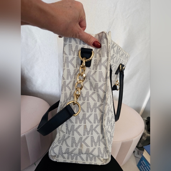 Michael Kors large tote handbag - Picture 6 of 10